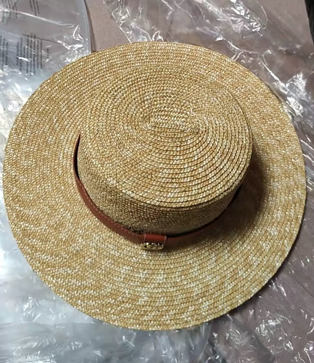 Chapeau de soleil taille unique en fibres tressées beige à large bord avec bande marron